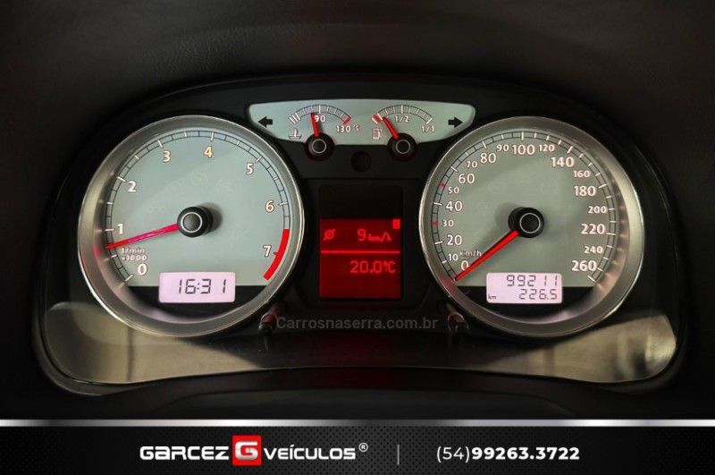 VOLKSWAGEN GOLF 1.8 MI GTI 20V 193CV TURBO 2008/2009 GARCEZ VEÍCULOS BENTO GONÇALVES / Carros no Vale