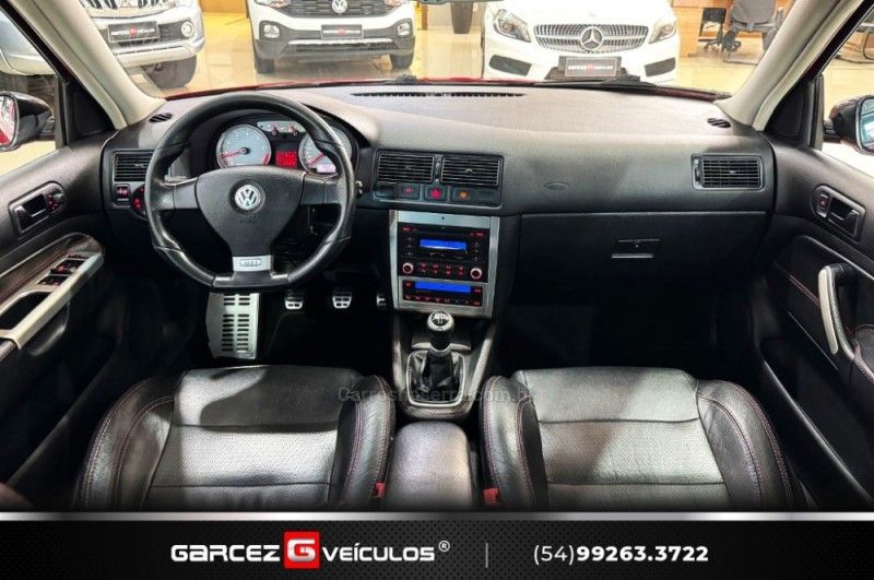 VOLKSWAGEN GOLF 1.8 MI GTI 20V 193CV TURBO 2008/2009 GARCEZ VEÍCULOS BENTO GONÇALVES / Carros no Vale