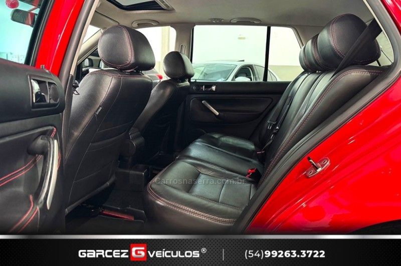 VOLKSWAGEN GOLF 1.8 MI GTI 20V 193CV TURBO 2008/2009 GARCEZ VEÍCULOS BENTO GONÇALVES / Carros no Vale