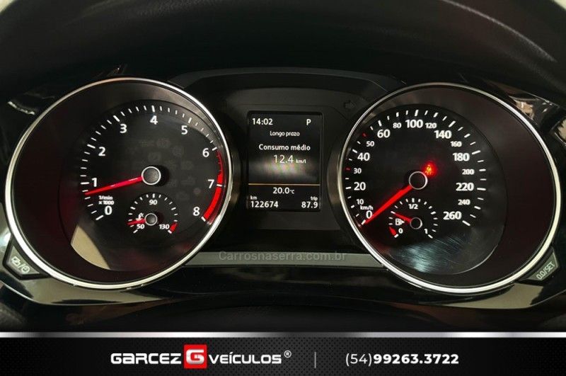 VOLKSWAGEN JETTA 2.0 TSI HIGHLINE 211CV TIPTRONIC 2015/2016 GARCEZ VEÍCULOS BENTO GONÇALVES / Carros no Vale