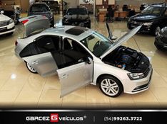 VOLKSWAGEN JETTA 2.0 TSI HIGHLINE 211CV TIPTRONIC 2015/2016 GARCEZ VEÍCULOS BENTO GONÇALVES / Carros no Vale