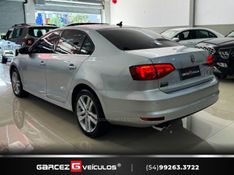 VOLKSWAGEN JETTA 2.0 TSI HIGHLINE 211CV TIPTRONIC 2015/2016 GARCEZ VEÍCULOS BENTO GONÇALVES / Carros no Vale