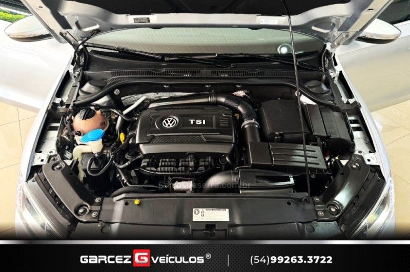 VOLKSWAGEN JETTA 2.0 TSI HIGHLINE 211CV TIPTRONIC 2015/2016 GARCEZ VEÍCULOS BENTO GONÇALVES / Carros no Vale