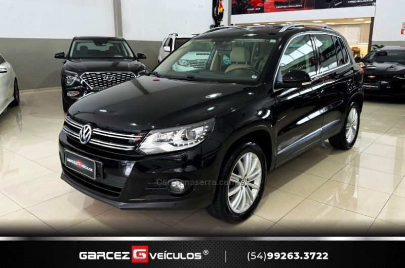VOLKSWAGEN TIGUAN 2.0 TSI 16V TURBO TIPTRONIC 2013/2013 GARCEZ VEÍCULOS BENTO GONÇALVES / Carros no Vale