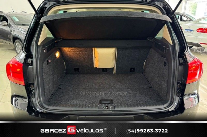 VOLKSWAGEN TIGUAN 2.0 TSI 16V TURBO TIPTRONIC 2013/2013 GARCEZ VEÍCULOS BENTO GONÇALVES / Carros no Vale