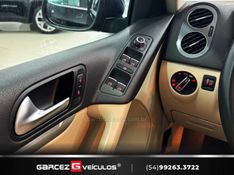 VOLKSWAGEN TIGUAN 2.0 TSI 16V TURBO TIPTRONIC 2013/2013 GARCEZ VEÍCULOS BENTO GONÇALVES / Carros no Vale