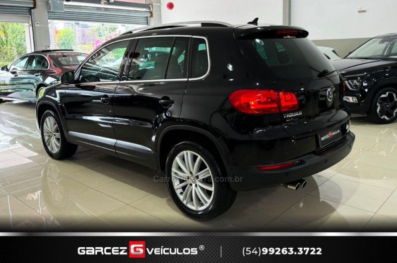 VOLKSWAGEN TIGUAN 2.0 TSI 16V TURBO TIPTRONIC 2013/2013 GARCEZ VEÍCULOS BENTO GONÇALVES / Carros no Vale