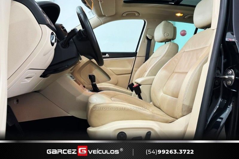 VOLKSWAGEN TIGUAN 2.0 TSI 16V TURBO TIPTRONIC 2013/2013 GARCEZ VEÍCULOS BENTO GONÇALVES / Carros no Vale