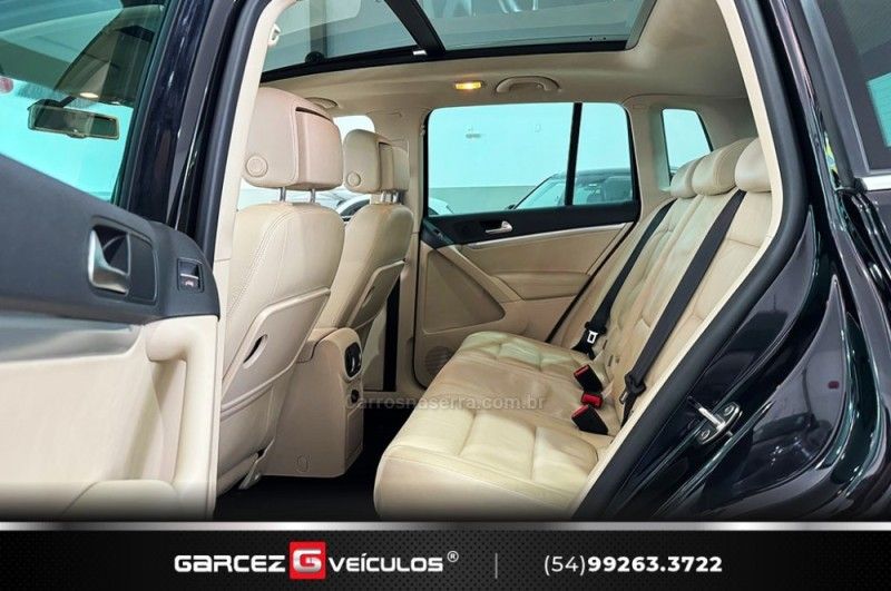 VOLKSWAGEN TIGUAN 2.0 TSI 16V TURBO TIPTRONIC 2013/2013 GARCEZ VEÍCULOS BENTO GONÇALVES / Carros no Vale