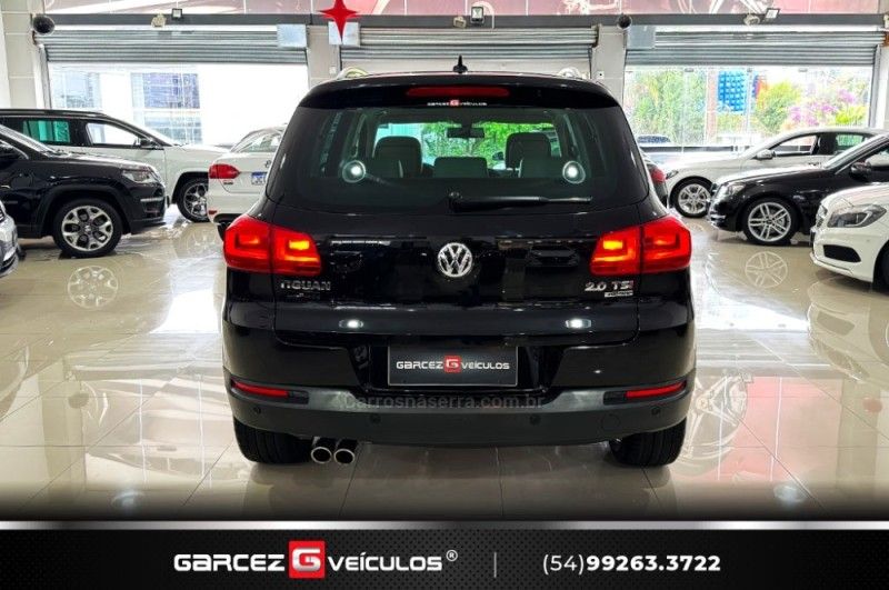 VOLKSWAGEN TIGUAN 2.0 TSI 16V TURBO TIPTRONIC 2013/2013 GARCEZ VEÍCULOS BENTO GONÇALVES / Carros no Vale