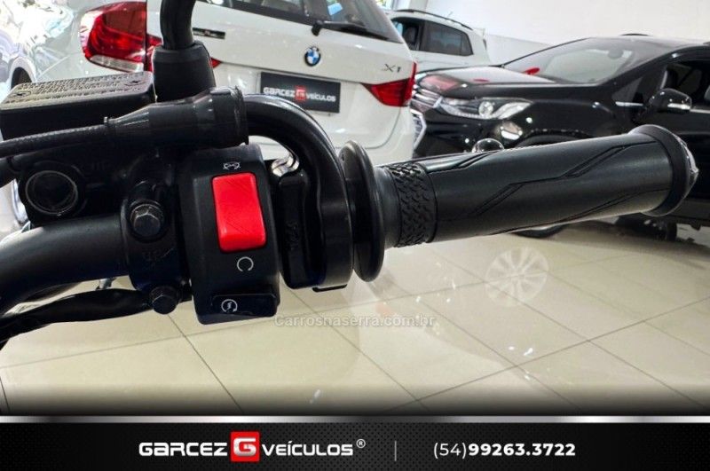 YAMAHA FAZER 150 FZ15 2022/2023 GARCEZ VEÍCULOS BENTO GONÇALVES / Carros no Vale