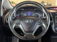 KIA CERATO 1.6 SX3 16V 2013/2014 GRIFFCAR MULTIMARCAS DOIS IRMÃOS / Carros no Vale