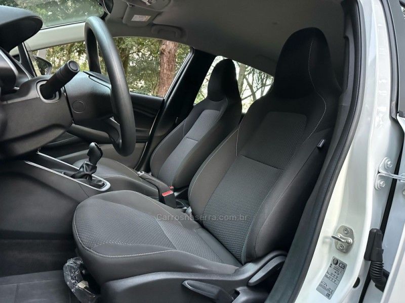 CHEVROLET ONIX 1.0 LT 12V 2023/2024 KASPER VEÍCULOS DOIS IRMÃOS / Carros no Vale