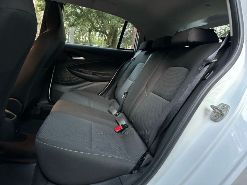 CHEVROLET ONIX 1.0 LT 12V 2023/2024 KASPER VEÍCULOS DOIS IRMÃOS / Carros no Vale