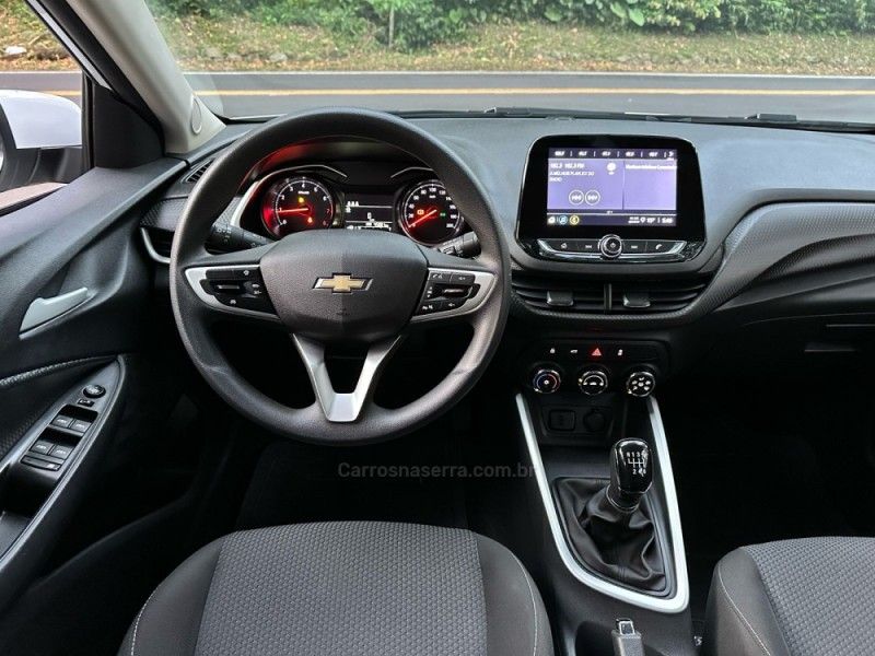 CHEVROLET ONIX 1.0 LT 12V 2023/2024 KASPER VEÍCULOS DOIS IRMÃOS / Carros no Vale