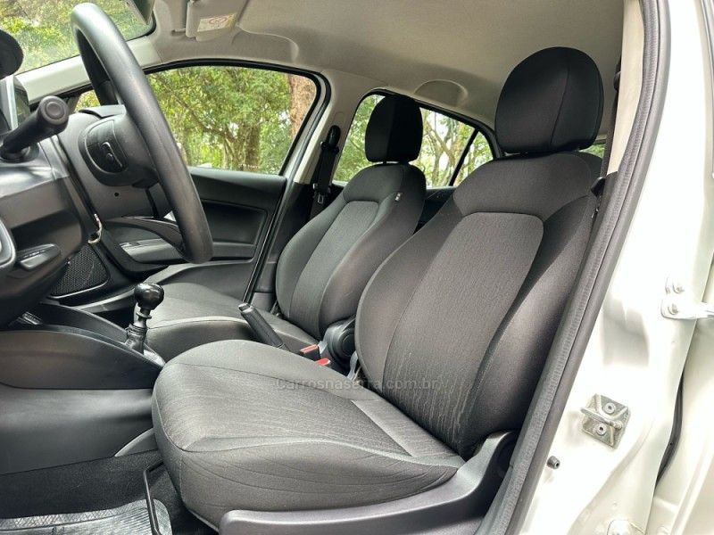FIAT ARGO 1.0 DRIVE 6V 2022/2023 KASPER VEÍCULOS DOIS IRMÃOS / Carros no Vale