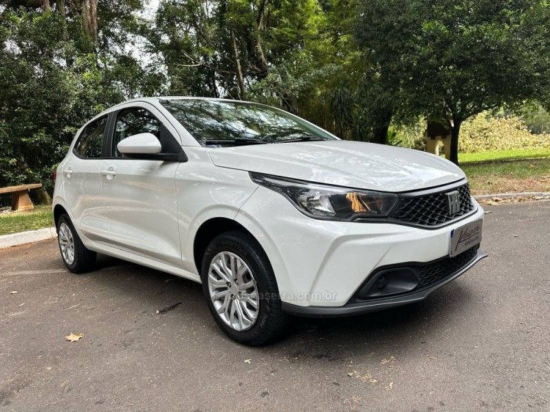 FIAT ARGO 1.0 DRIVE 6V 2022/2023 KASPER VEÍCULOS DOIS IRMÃOS / Carros no Vale