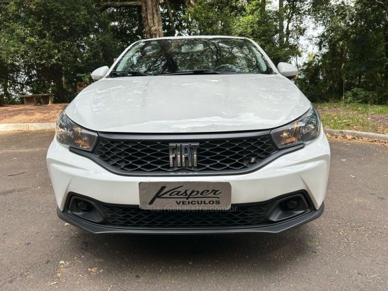 FIAT ARGO 1.0 DRIVE 6V 2022/2023 KASPER VEÍCULOS DOIS IRMÃOS / Carros no Vale
