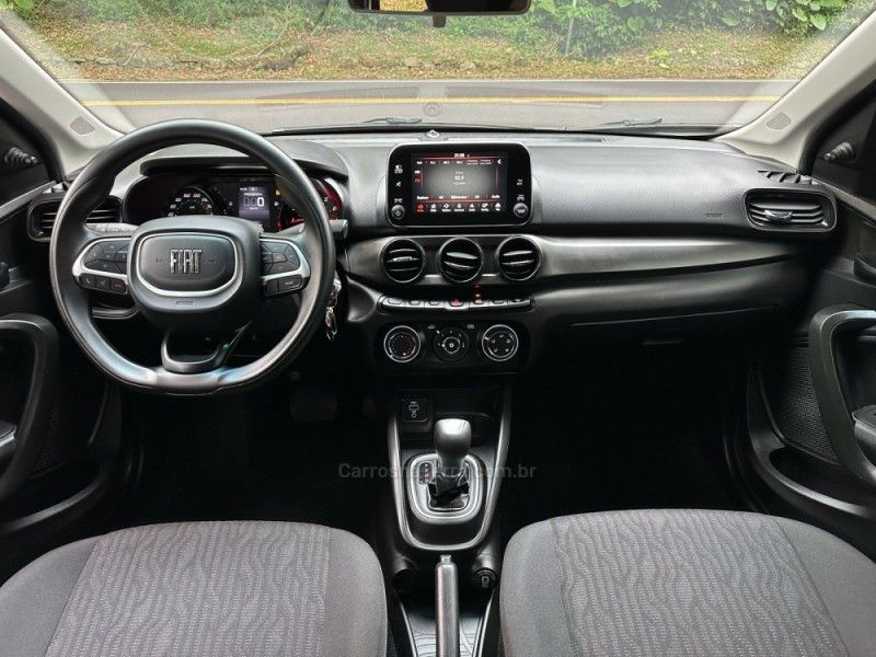 FIAT CRONOS 1.3 DRIVE 2023/2023 KASPER VEÍCULOS DOIS IRMÃOS / Carros no Vale