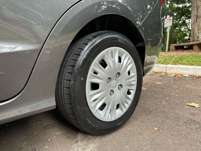 FORD KA 1.5 SE PLUS SEDAN 2019/2019 KASPER VEÍCULOS DOIS IRMÃOS / Carros no Vale