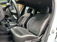 RENAULT DUSTER 1.6 INTENSE 16V 2023/2024 KASPER VEÍCULOS DOIS IRMÃOS / Carros no Vale