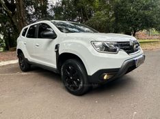 RENAULT DUSTER 1.6 INTENSE 16V 2023/2024 KASPER VEÍCULOS DOIS IRMÃOS / Carros no Vale