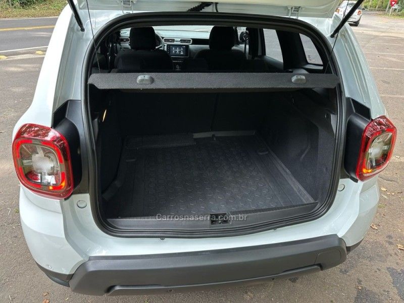RENAULT DUSTER 1.6 INTENSE 16V 2023/2024 KASPER VEÍCULOS DOIS IRMÃOS / Carros no Vale
