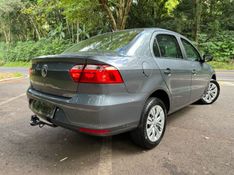 VOLKSWAGEN VOYAGE 1.6 MSI TOTALFLEX 8V 2018/2019 KASPER VEÍCULOS DOIS IRMÃOS / Carros no Vale
