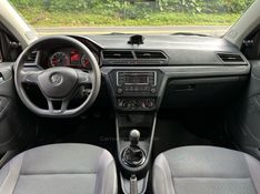 VOLKSWAGEN VOYAGE 1.6 MSI TOTALFLEX 8V 2018/2019 KASPER VEÍCULOS DOIS IRMÃOS / Carros no Vale