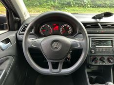 VOLKSWAGEN VOYAGE 1.6 MSI TOTALFLEX 8V 2018/2019 KASPER VEÍCULOS DOIS IRMÃOS / Carros no Vale