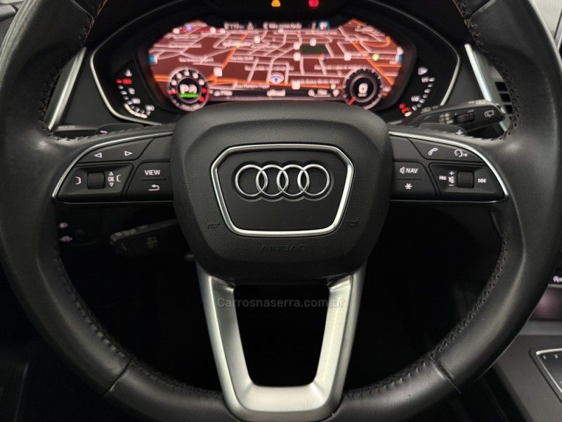 AUDI Q5 2.0 TFSI S-LINE S TRONIC 16V 2020/2020 FOCAR VEÍCULOS CAXIAS DO SUL / Carros no Vale