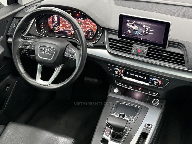AUDI Q5 2.0 TFSI S-LINE S TRONIC 16V 2020/2020 FOCAR VEÍCULOS CAXIAS DO SUL / Carros no Vale