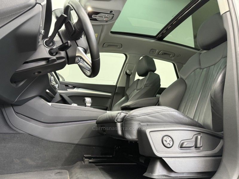 AUDI Q5 2.0 TFSI S-LINE S TRONIC 16V 2020/2020 FOCAR VEÍCULOS CAXIAS DO SUL / Carros no Vale