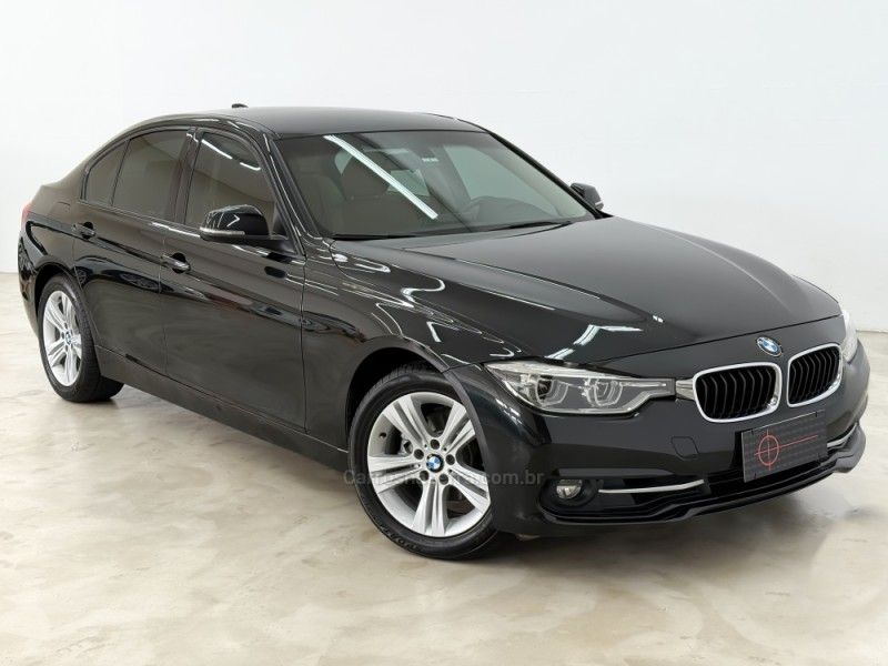 BMW 320I 2.0 16V TURBO ACTIVE 2016/2017 FOCAR VEÍCULOS CAXIAS DO SUL / Carros no Vale