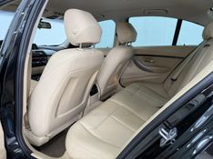 BMW 320I 2.0 16V TURBO ACTIVE 2016/2017 FOCAR VEÍCULOS CAXIAS DO SUL / Carros no Vale