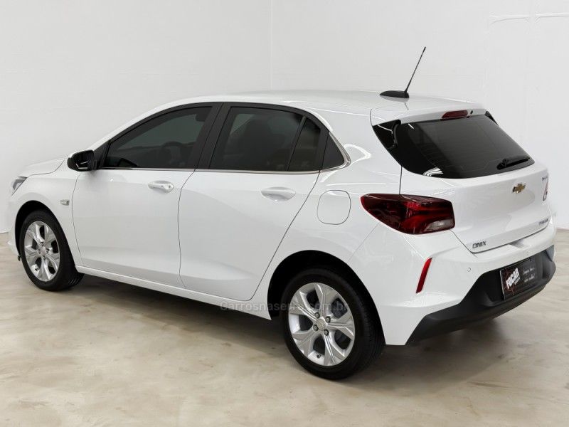 CHEVROLET ONIX 1.0 PREMIER 12V TURBO 2020/2021 FOCAR VEÍCULOS CAXIAS DO SUL / Carros no Vale