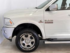 RAM 2500 LARAMIE 6.7 CD 4X4 TDI 2018/2018 FOCAR VEÍCULOS CAXIAS DO SUL / Carros no Vale