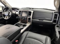 RAM 2500 LARAMIE 6.7 CD 4X4 TDI 2018/2018 FOCAR VEÍCULOS CAXIAS DO SUL / Carros no Vale
