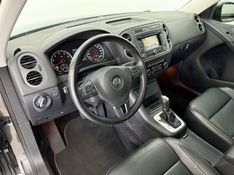 VOLKSWAGEN TIGUAN 2.0 TSI 16V TURBO TIPTRONIC 2014/2015 FOCAR VEÍCULOS CAXIAS DO SUL / Carros no Vale