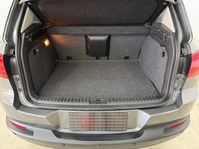 VOLKSWAGEN TIGUAN 2.0 TSI 16V TURBO TIPTRONIC 2014/2015 FOCAR VEÍCULOS CAXIAS DO SUL / Carros no Vale