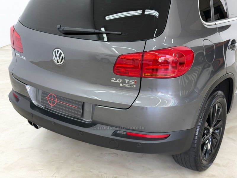 VOLKSWAGEN TIGUAN 2.0 TSI 16V TURBO TIPTRONIC 2014/2015 FOCAR VEÍCULOS CAXIAS DO SUL / Carros no Vale