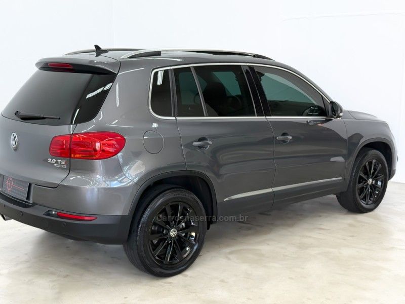 VOLKSWAGEN TIGUAN 2.0 TSI 16V TURBO TIPTRONIC 2014/2015 FOCAR VEÍCULOS CAXIAS DO SUL / Carros no Vale