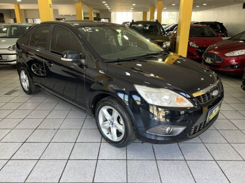 FORD FOCUS 2.0 GLX 16V 2012/2012 PRIME MULTIMARCAS CAXIAS DO SUL / Carros no Vale