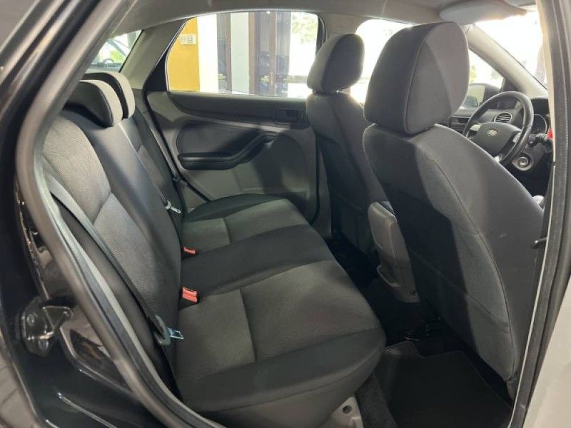 FORD FOCUS 2.0 GLX 16V 2012/2012 PRIME MULTIMARCAS CAXIAS DO SUL / Carros no Vale