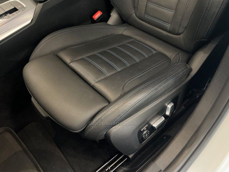 BMW 330E 2.0 M SPORT 16V TURBO HÍBRIDO 2023/2024 ÓTIMA CAR FLORES DA CUNHA / Carros no Vale