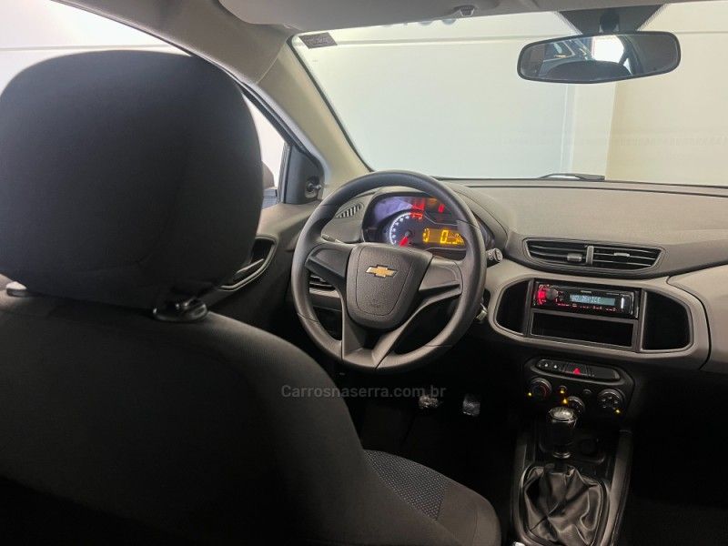 CHEVROLET ONIX 1.0 JOY HATCH 8V 2018/2018 ÓTIMA CAR FLORES DA CUNHA / Carros no Vale
