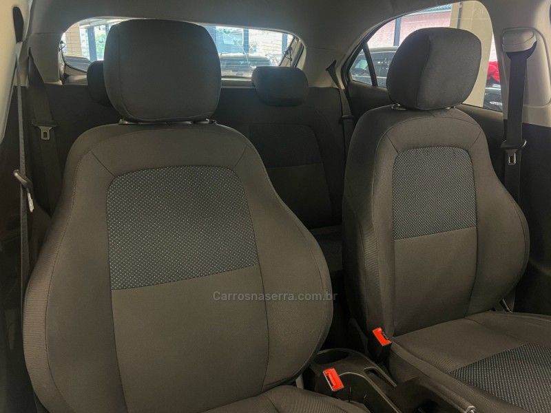 CHEVROLET ONIX 1.0 JOY HATCH 8V 2018/2018 ÓTIMA CAR FLORES DA CUNHA / Carros no Vale
