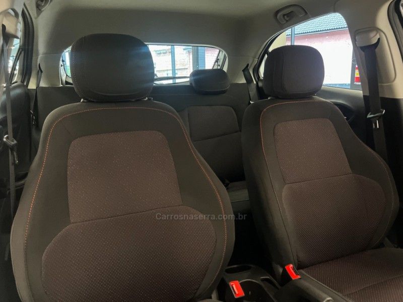 CHEVROLET ONIX 1.4 MPFI LT 8V 2015/2016 ÓTIMA CAR FLORES DA CUNHA / Carros no Vale