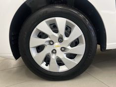 CHEVROLET ONIX 1.4 MPFI LT 8V 2015/2016 ÓTIMA CAR FLORES DA CUNHA / Carros no Vale
