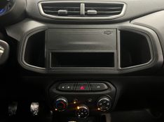CHEVROLET ONIX 1.4 MPFI LT 8V 2015/2016 ÓTIMA CAR FLORES DA CUNHA / Carros no Vale